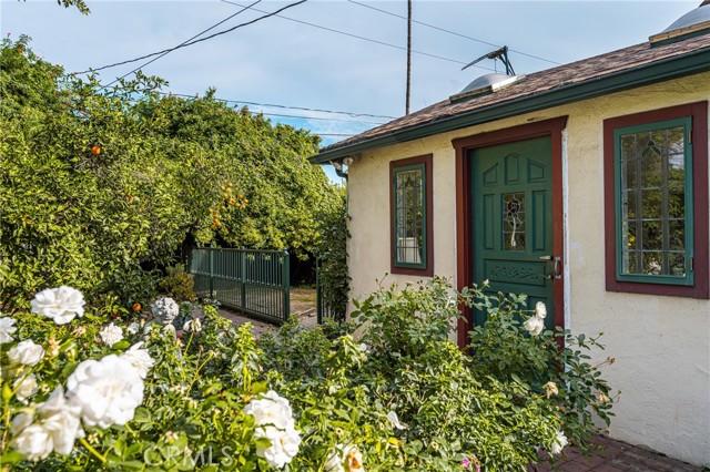 Detail Gallery Image 32 of 36 For 4545 Sunnyside Dr, Riverside,  CA 92506 - 2 Beds | 2 Baths