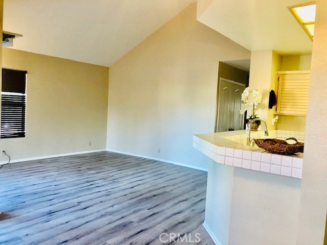 1ab3beeb 2fb2 400c A4ba Cbd25e98eea9