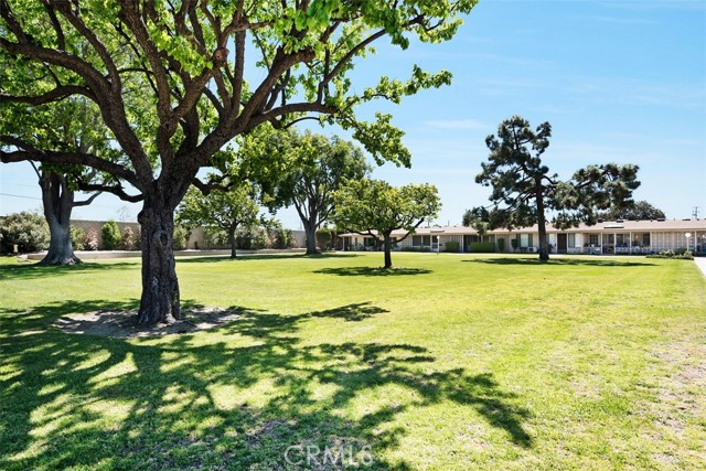 Detail Gallery Image 39 of 40 For 13681 Cedar Crest 95g 5-93g,  Seal Beach,  CA 90740 - 2 Beds | 1 Baths