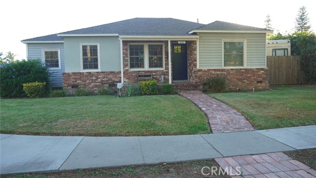 Front Image Thumbnail for CRDW26232405