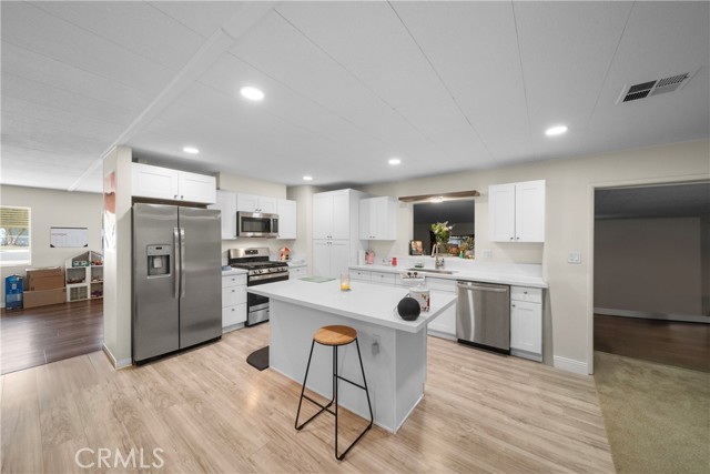 Detail Gallery Image 19 of 41 For 33124 Arbolado Ln, Lake Elsinore,  CA 92530 - 2 Beds | 2 Baths