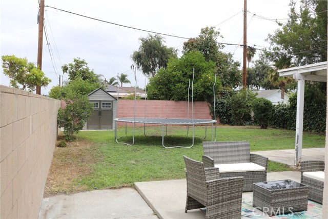 3641 W Oak Avenue, Fullerton CA: https://media.crmls.org/medias/1ab54b32-0040-4f6a-a9f5-8f0f98f5689d.jpg