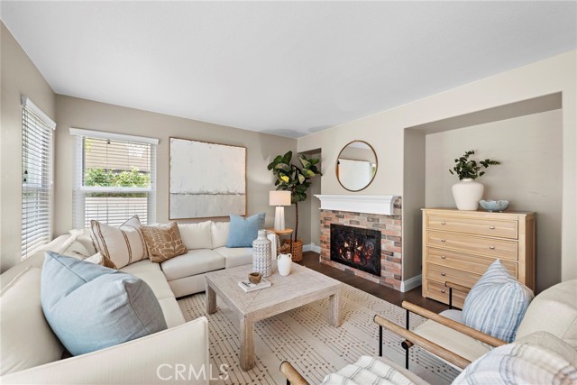 16 Riverview Drive, Trabuco Canyon CA: https://media.crmls.org/medias/1ab5e00e-e768-42d1-8107-e030d7d744c1.jpg