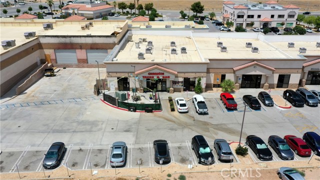 641 W Palmdale Boulevard, Palmdale CA: https://media.crmls.org/medias/1ab5e649-a855-40af-b557-296d5d58aa55.jpg