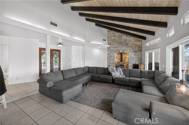 Detail Gallery Image 9 of 58 For 30470 Avenida Estrada, Temecula,  CA 92591 - 4 Beds | 3/1 Baths