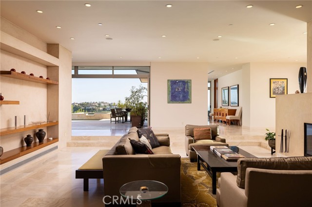 Detail Gallery Image 24 of 42 For 9 Jade, Corona Del Mar,  CA 92625 - 5 Beds | 4/1 Baths