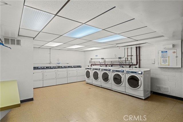 Detail Gallery Image 38 of 40 For 320 E Stocker St #317,  Glendale,  CA 91207 - 1 Beds | 2 Baths