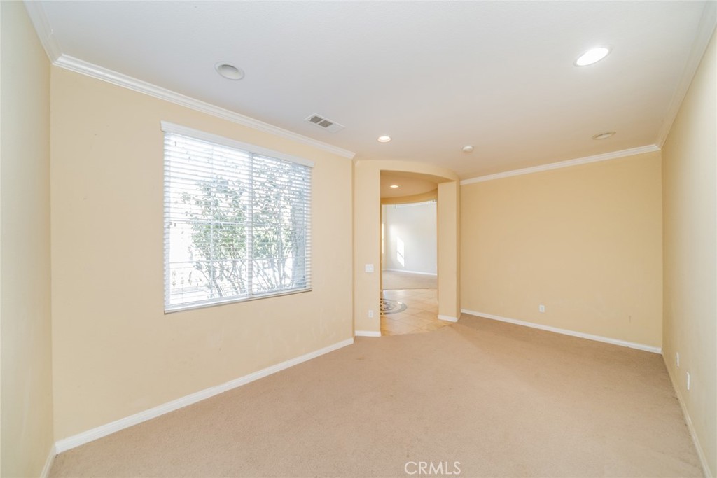 MLS #OC25055546 image #10