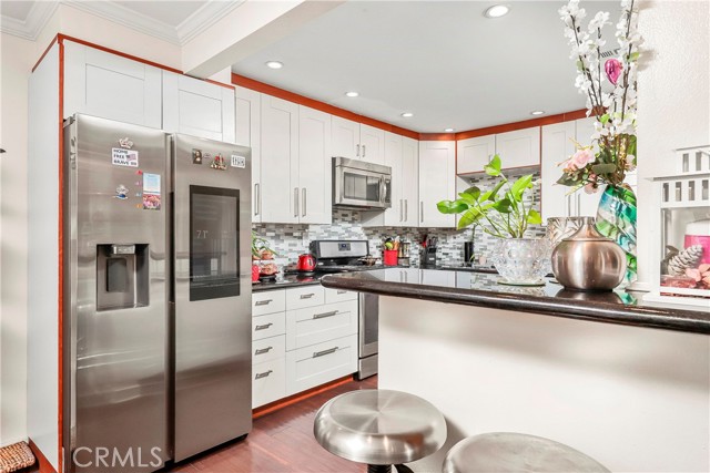Detail Gallery Image 12 of 29 For 20937 Judah Ln, Newhall,  CA 91321 - 3 Beds | 2/1 Baths