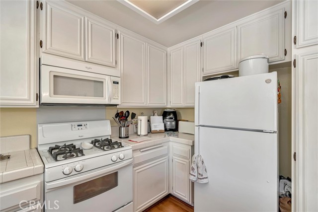 Detail Gallery Image 21 of 40 For 21241 Lassen #3,  Chatsworth,  CA 91311 - 2 Beds | 2/1 Baths