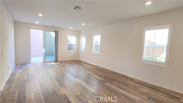 Detail Gallery Image 9 of 26 For 8614 Founders Grove, Chino,  CA 91708 - 3 Beds | 2/1 Baths