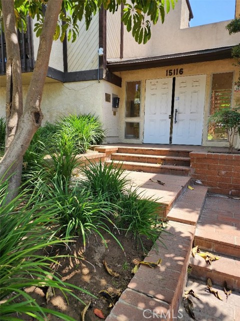 Detail Gallery Image 1 of 13 For 15116 S Raymond Ave #104,  Gardena,  CA 90247 - 2 Beds | 2 Baths