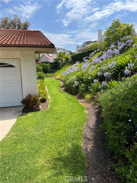 Detail Gallery Image 3 of 20 For 5149 Miembro, Laguna Woods,  CA 92637 - 3 Beds | 2 Baths