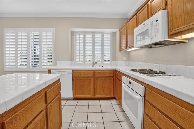 Image 14 of 47 For 2620 Taylor  