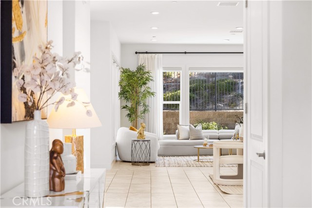 Detail Gallery Image 4 of 48 For 12000 Mirabel, Porter Ranch,  CA 91326 - 5 Beds | 4/1 Baths