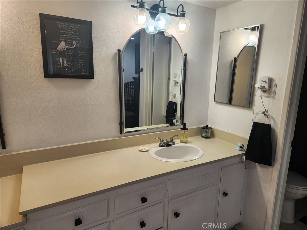 1abd8eb0 88f7 472e 862b 28d62ba1d3e7