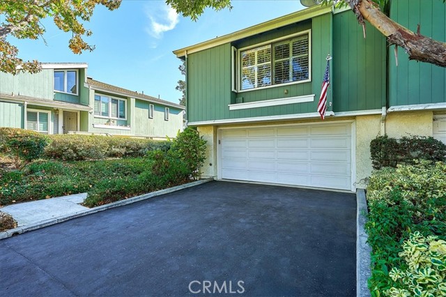 Detail Gallery Image 2 of 43 For 3432 Hollow Brook Cir #114,  Costa Mesa,  CA 92626 - 2 Beds | 2 Baths