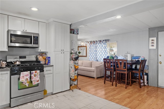 Detail Gallery Image 9 of 32 For 3825 Crestmore #426,  Jurupa Valley,  CA 92509 - 2 Beds | 2 Baths