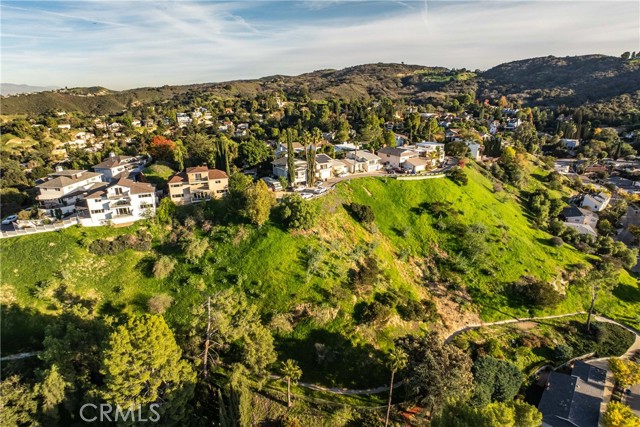 Detail Gallery Image 13 of 20 For 35 Torreon Dr, Woodland Hills,  CA 91364 - – Beds | – Baths