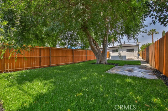1964 E 114th Street, Los Angeles CA: https://media.crmls.org/medias/1ac10fe8-af58-45f0-9520-68806511feda.jpg