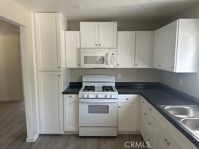 2466 W Wilson Street, Banning CA: https://media.crmls.org/medias/1ac118b3-c72f-44aa-8e05-42c9a55232f3.jpg