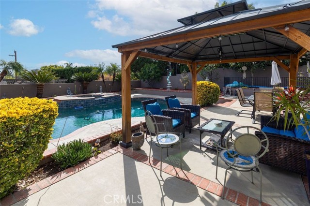 Detail Gallery Image 11 of 61 For 680 W Byron Ct, Upland,  CA 91784 - 6 Beds | 5 Baths