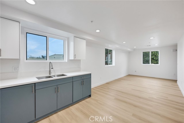 Image 43 of 62 For 3549 4th Street