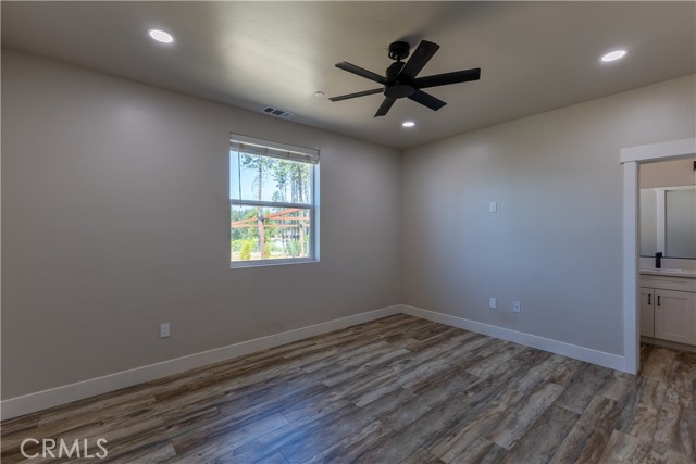 5991 Hazel Way, Paradise CA: https://media.crmls.org/medias/1ac1b21a-ac1e-439f-8c2a-67eb505311aa.jpg