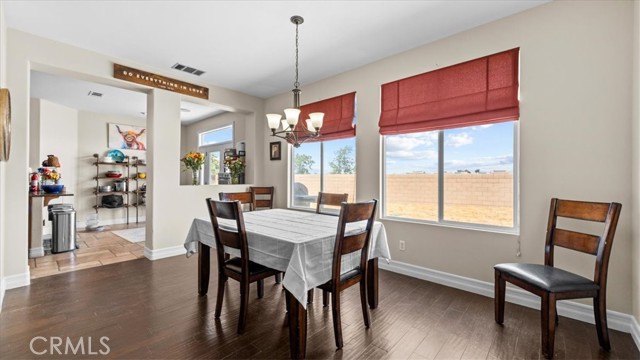 Detail Gallery Image 8 of 40 For 1821 Whispering Bells Rd, San Jacinto,  CA 92582 - 3 Beds | 3 Baths