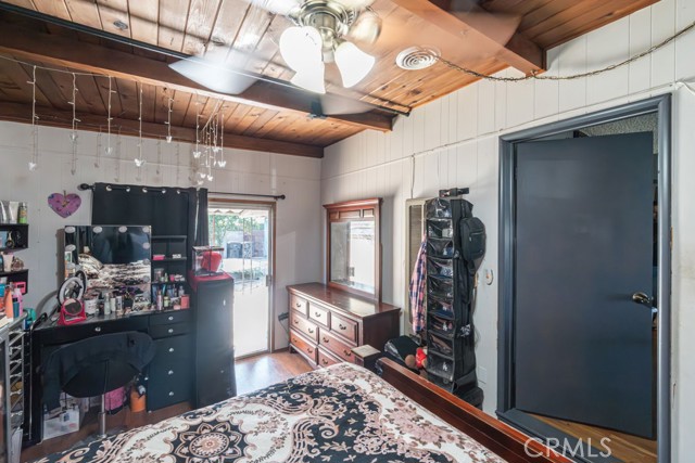 6933 Delta Avenue, Long Beach CA: https://media.crmls.org/medias/1ac20f6f-9335-4885-b2ff-62ded29c1b19.jpg