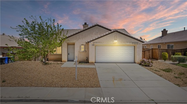Detail Gallery Image 1 of 35 For 13845 Ashmont St, Victorville,  CA 92392 - 3 Beds | 2 Baths