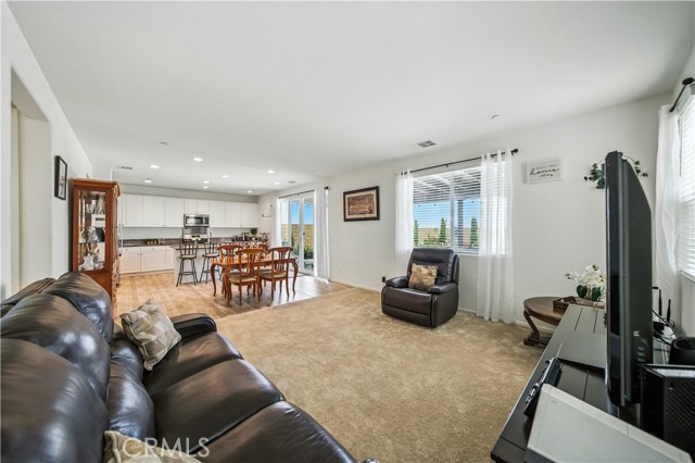 14160 Hercules Street, Hesperia CA: https://media.crmls.org/medias/1ac36d18-162c-4625-bdc6-07fe237a17e9.jpg