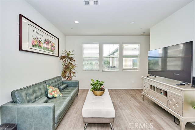 Detail Gallery Image 16 of 38 For 3383 Lynd Ave, Arcadia,  CA 91006 - 2 Beds | 2/1 Baths