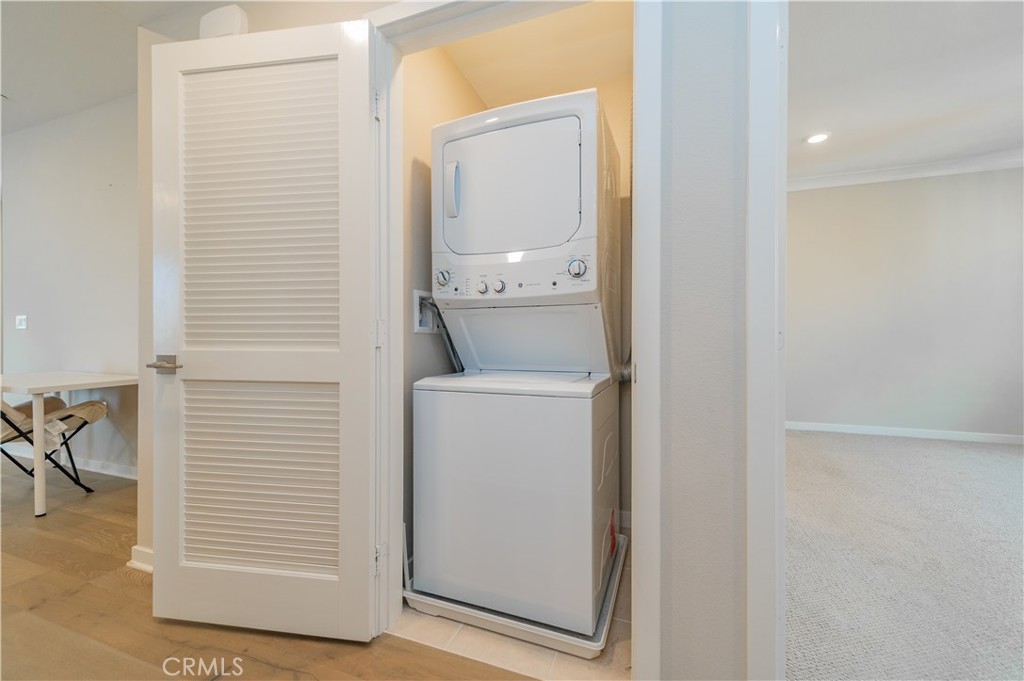 MLS #OC25261122 image #23