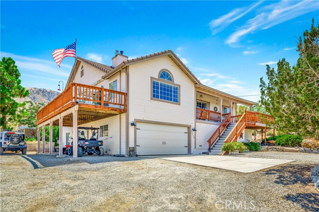 11720 Honeybee Lane, Juniper Hills CA: https://media.crmls.org/medias/1ac6630f-215d-47c7-9bbd-156ef1678751.jpg