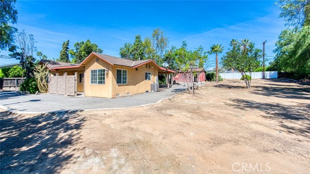 Detail Gallery Image 8 of 28 For 18771 Oriente Dr, Yorba Linda,  CA 92886 - 3 Beds | 2 Baths