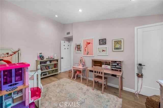 17152 Escalon Drive, Encino CA: https://media.crmls.org/medias/1ac99c46-73c8-4c3a-a11f-da6eb159668a.jpg