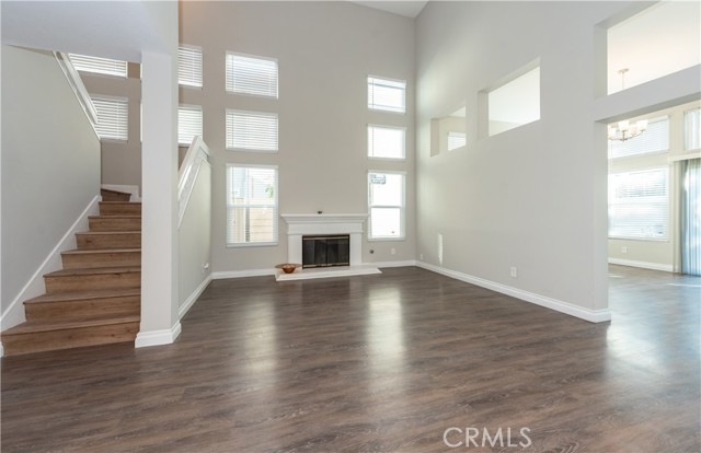 Detail Gallery Image 7 of 30 For 29 Almeria, Irvine,  CA 92614 - 4 Beds | 3 Baths