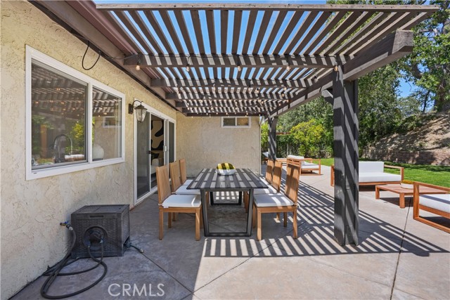 854 Rim Crest, Westlake Village CA: https://media.crmls.org/medias/1ac9ffa9-9b6e-470d-be2c-4f62c7f577a7.jpg