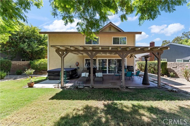 6316 E Woodsboro Avenue, Anaheim Hills CA: https://media.crmls.org/medias/1aca2d46-f242-41e7-9b82-bf5296742001.jpg