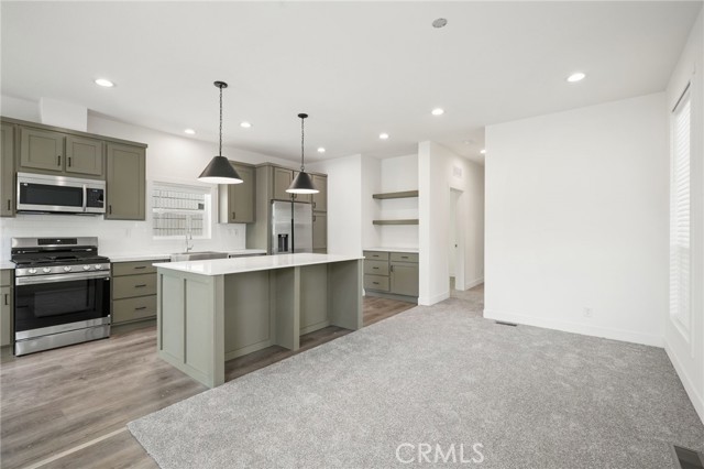 Detail Gallery Image 6 of 24 For 732 E Route 66 #20,  Glendora,  CA 91740 - 3 Beds | 2 Baths