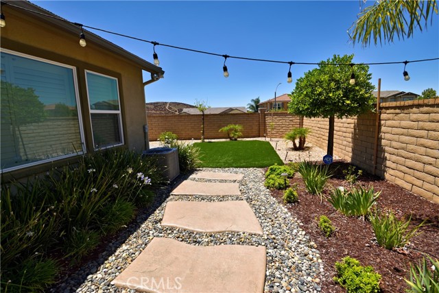 32458 Daisy Drive, Winchester CA: https://media.crmls.org/medias/1acadbb9-2fb4-4a66-9375-1eaa715132c5.jpg