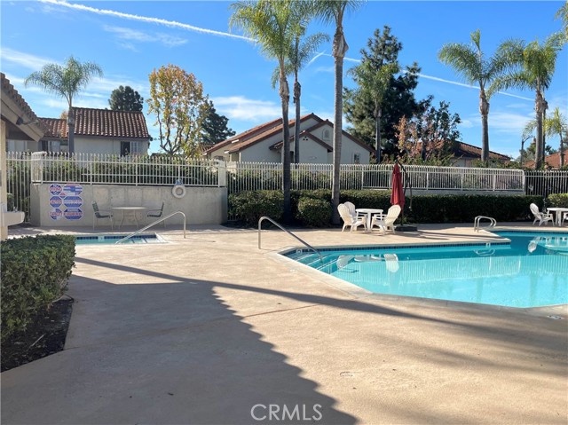 1acb2316 52de 41ae 95ec B1e3f28bf40e