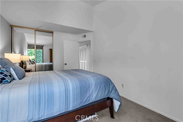 420 Palos Verdes Boulevard, Redondo Beach CA: https://media.crmls.org/medias/1acb66ec-913c-4ca6-bce7-fdf0e778ad20.jpg