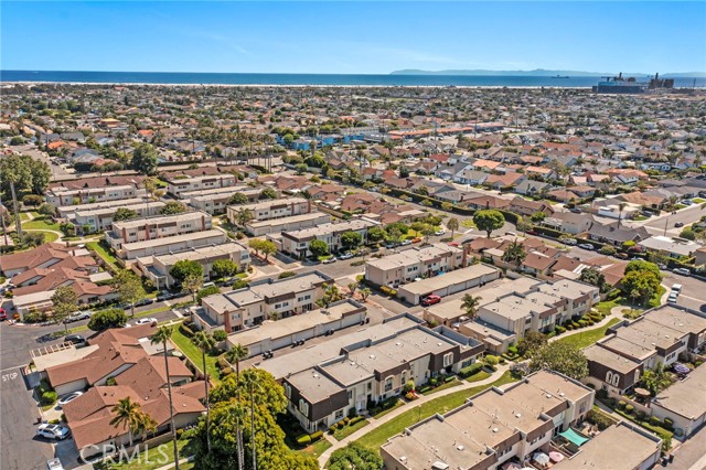 Detail Gallery Image 27 of 36 For 9745 Port Royal Cir, Huntington Beach,  CA 92646 - 2 Beds | 1/1 Baths