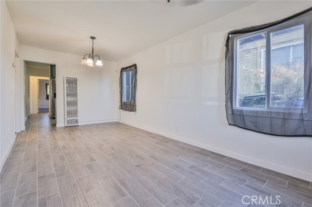 Detail Gallery Image 3 of 28 For 1962 E 114th St, Los Angeles,  CA 90059 - 2 Beds | 2 Baths