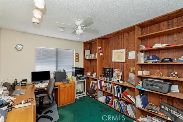 20061 Lounsberry Road, Perris CA: https://media.crmls.org/medias/1acd0fa0-1029-4a5b-b0ad-9af78aa04fe3.jpg