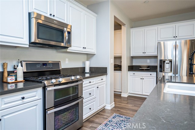 Detail Gallery Image 7 of 49 For 4788 Condor, Fontana,  CA 92336 - 3 Beds | 2/1 Baths