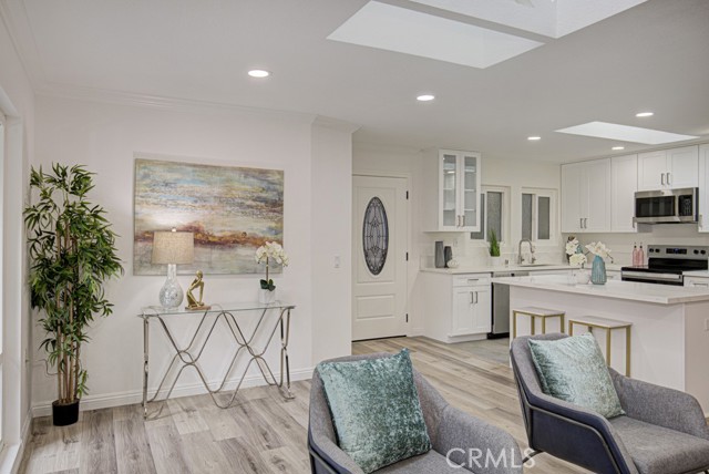 Detail Gallery Image 8 of 29 For 3127 via Serena N #P,  Laguna Woods,  CA 92637 - 2 Beds | 2 Baths