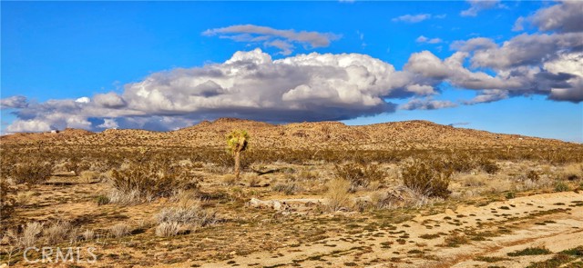 Image 1 of 6 For 801 Adobe Mountain Rd. (near)